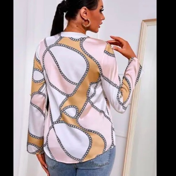 Chain print button down - Picture 2 of 11